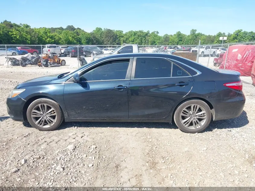 2016 TOYOTA CAMRY SE