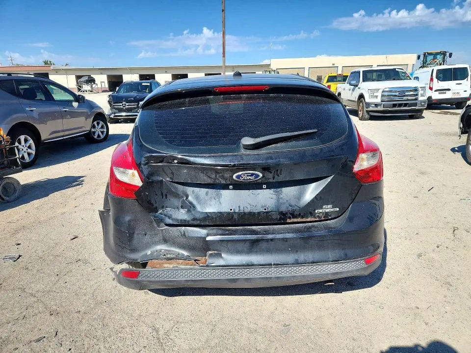 2014 FORD FOCUS SE  
