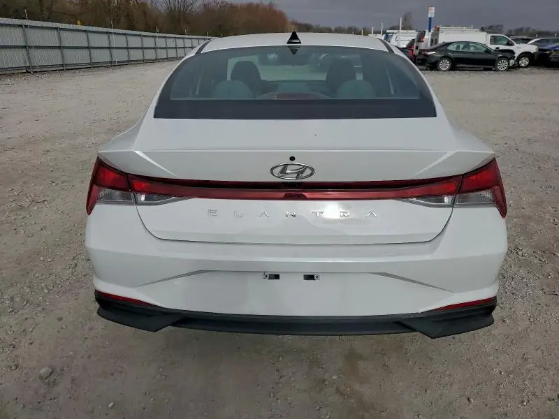 2022 HYUNDAI ELANTRA SEL  