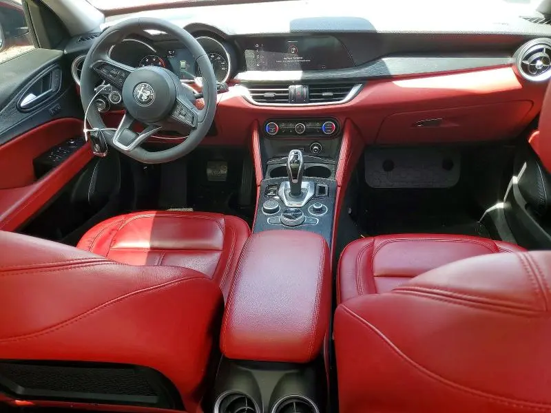 2021 ALFA ROMEO STELVIO SPORT  