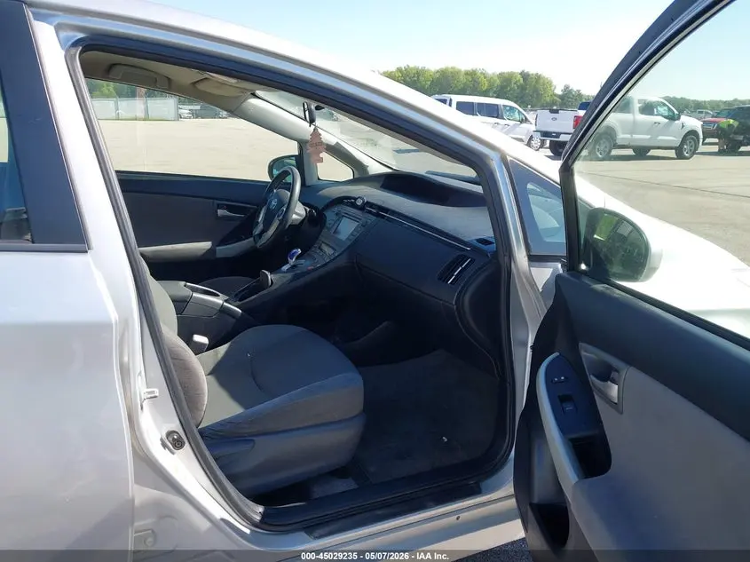 2012 TOYOTA PRIUS TWO