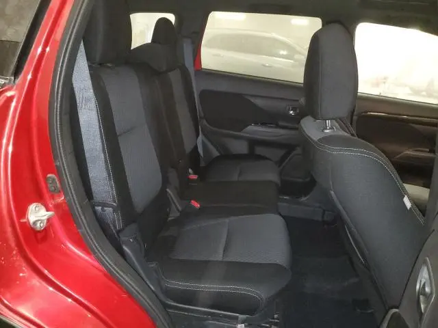 2018 MITSUBISHI OUTLANDER SE