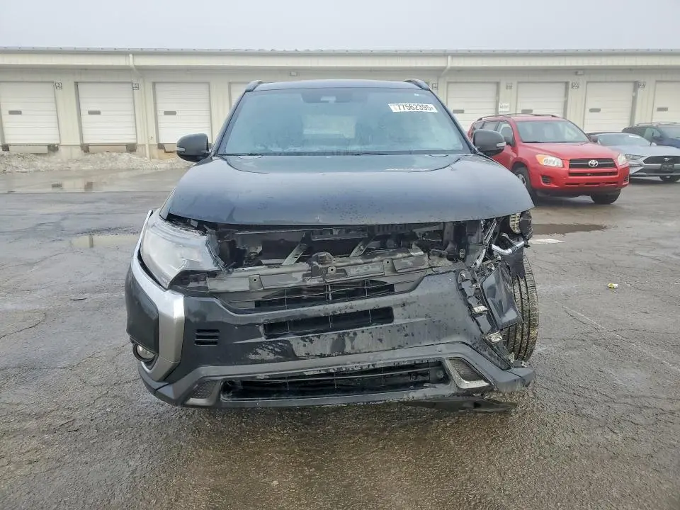 2020 MITSUBISHI OUTLANDER SE  