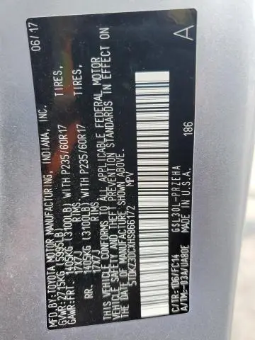 2017 TOYOTA SIENNA LE