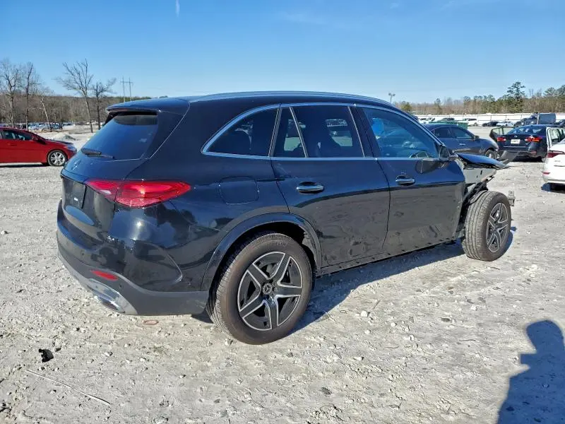 2024 MERCEDES-BENZ GLC 300  
