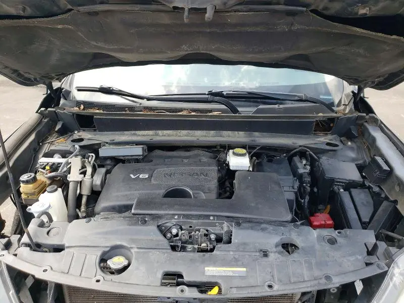 2019 NISSAN PATHFINDER SV  