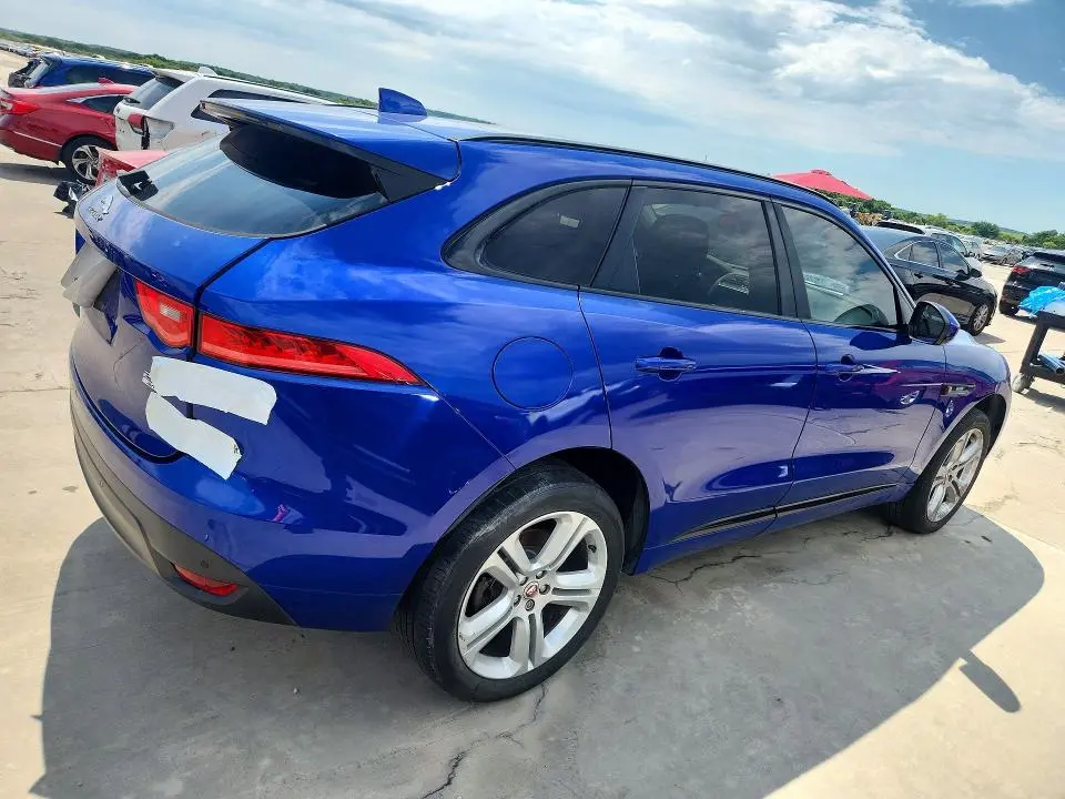2018 JAGUAR F-PACE R - SPORT  