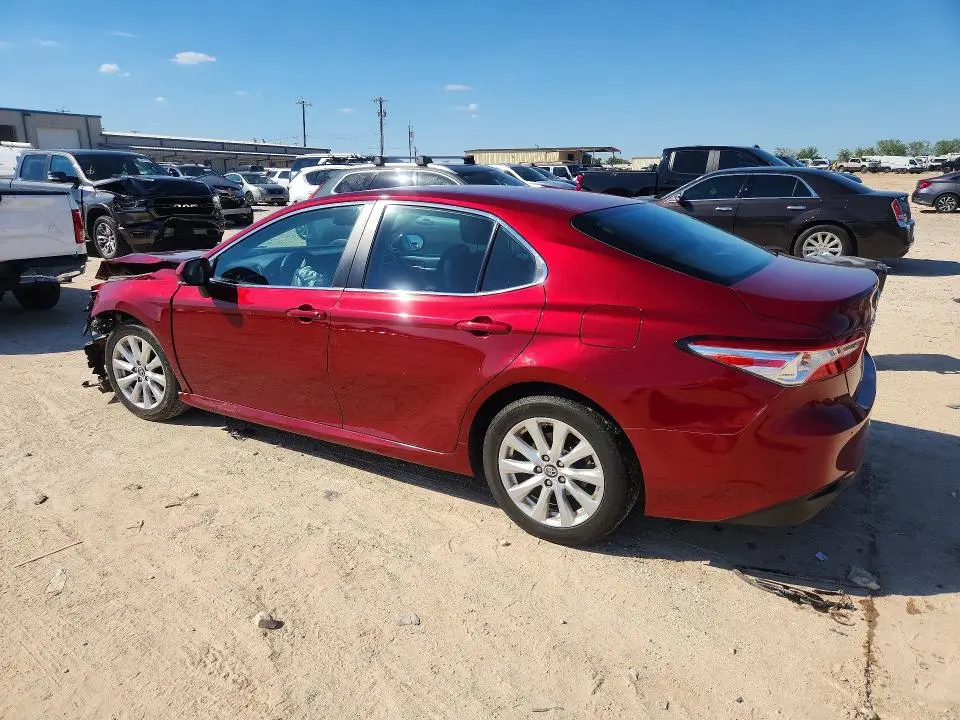 2018 TOYOTA CAMRY LE  