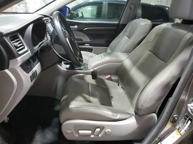 2016 TOYOTA HIGHLANDER LIMITED  