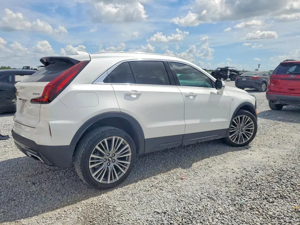 2025 CADILLAC XT4 PREMIUM LUXURY  