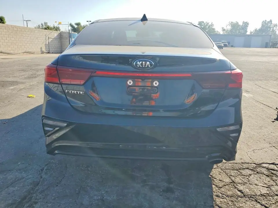 2019 KIA FORTE LXS  