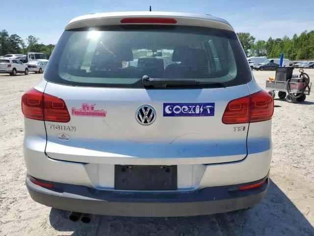 2016 VOLKSWAGEN TIGUAN S  