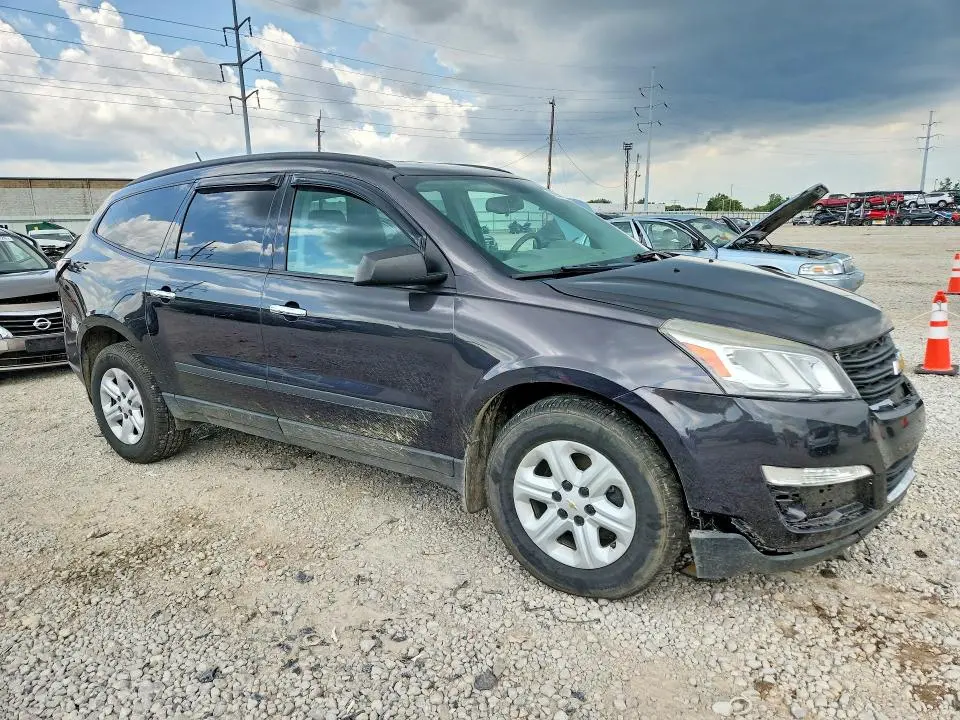 2017 CHEVROLET TRAVERSE LS  