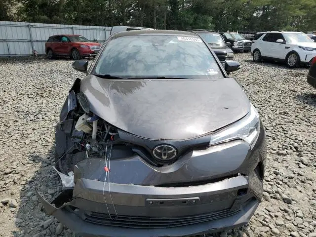 2019 TOYOTA C-HR XLE  