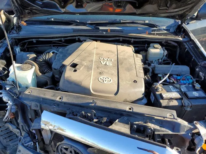 2013 TOYOTA TACOMA V6  