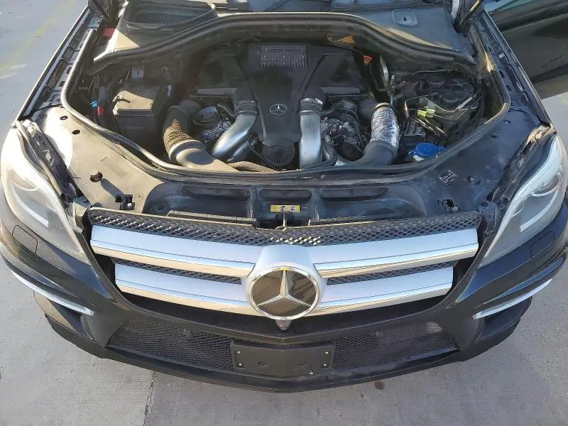 2015 MERCEDES-BENZ GL 550 4MATIC  