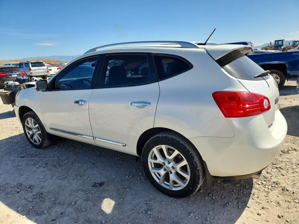 2012 NISSAN ROGUE S  