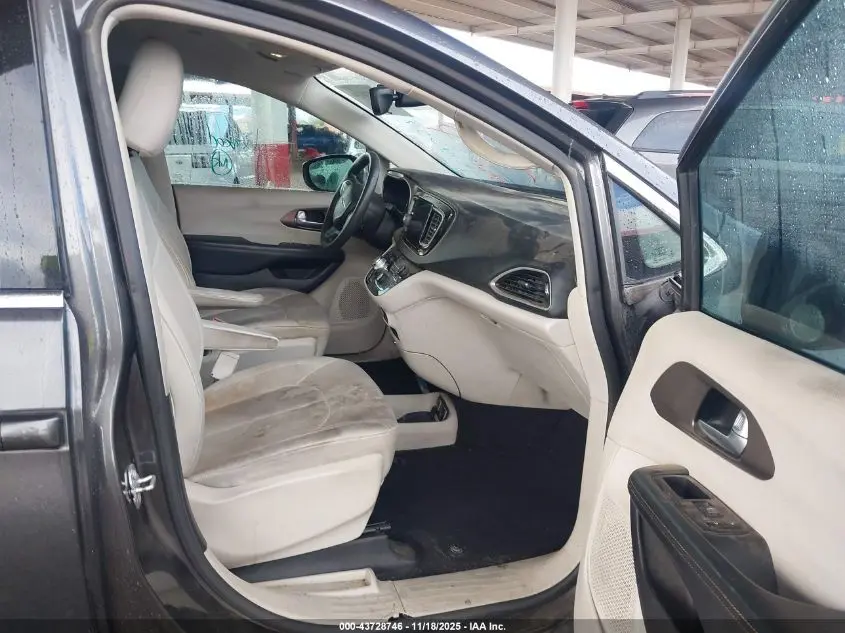 2017 CHRYSLER PACIFICA TOURING