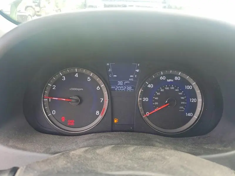 2014 HYUNDAI ACCENT GS  