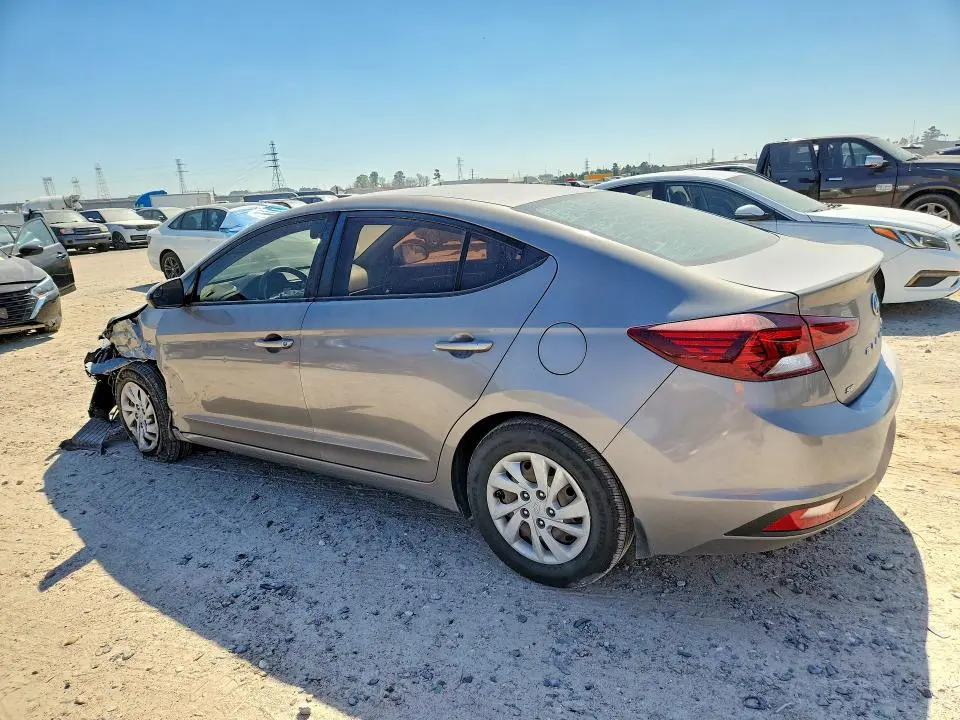 2020 HYUNDAI ELANTRA SE  