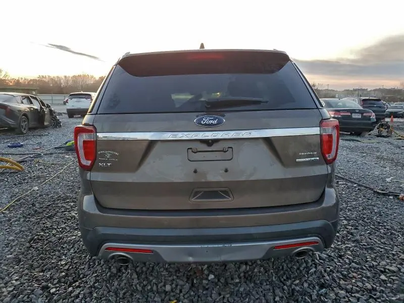 2016 FORD EXPLORER XLT  