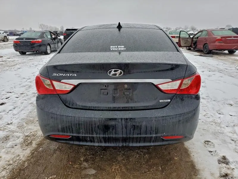 2011 HYUNDAI SONATA SE  