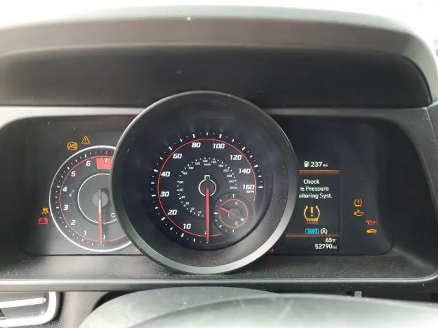 2022 HYUNDAI ELANTRA SE  