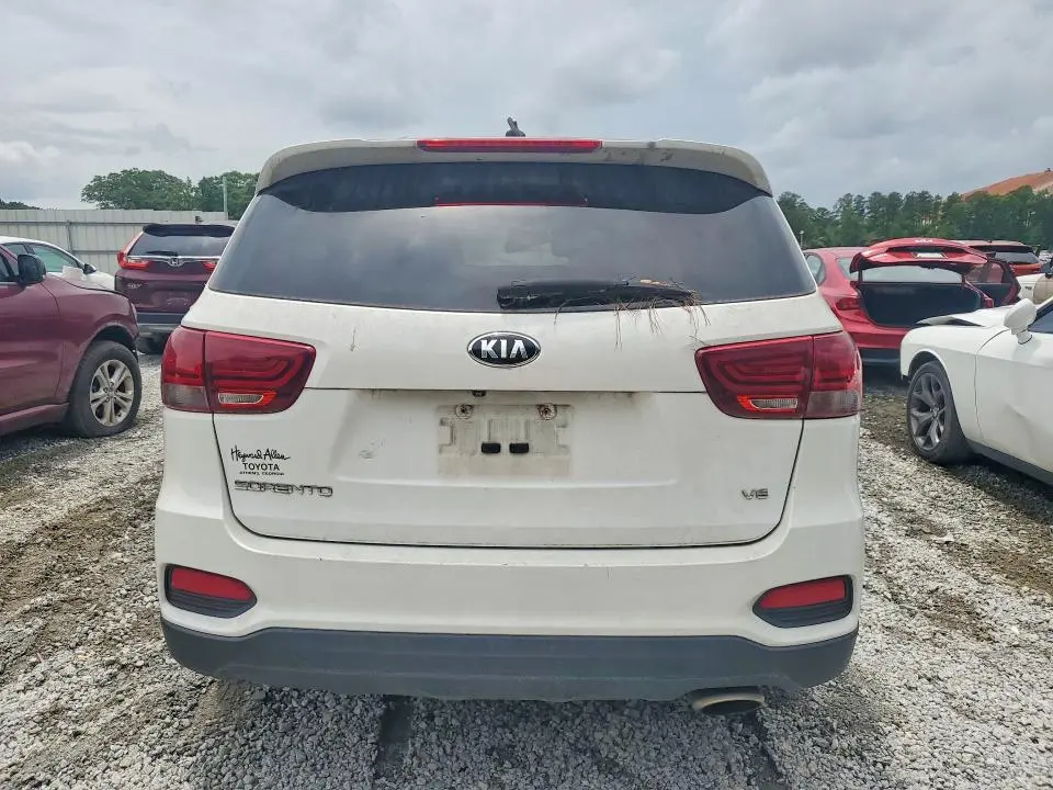 2020 KIA SORENTO S  