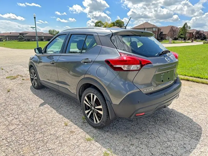 2020 NISSAN KICKS SV  
