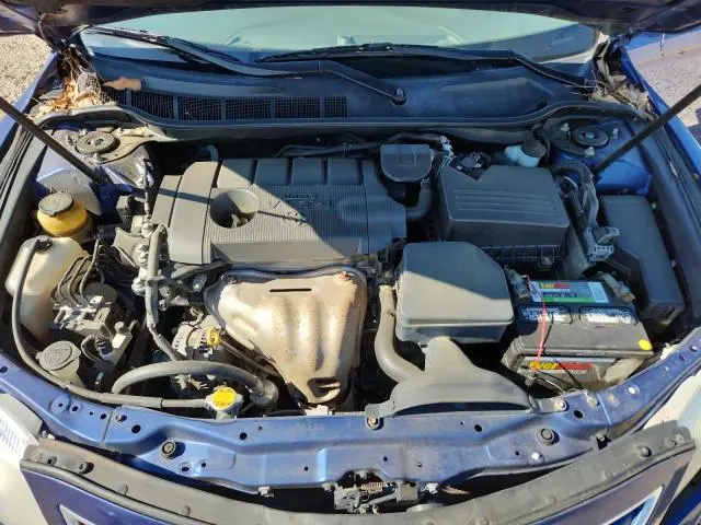 2011 TOYOTA CAMRY LE  