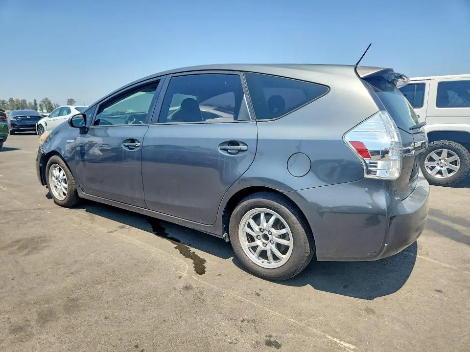 2012 TOYOTA PRIUS V THREE  
