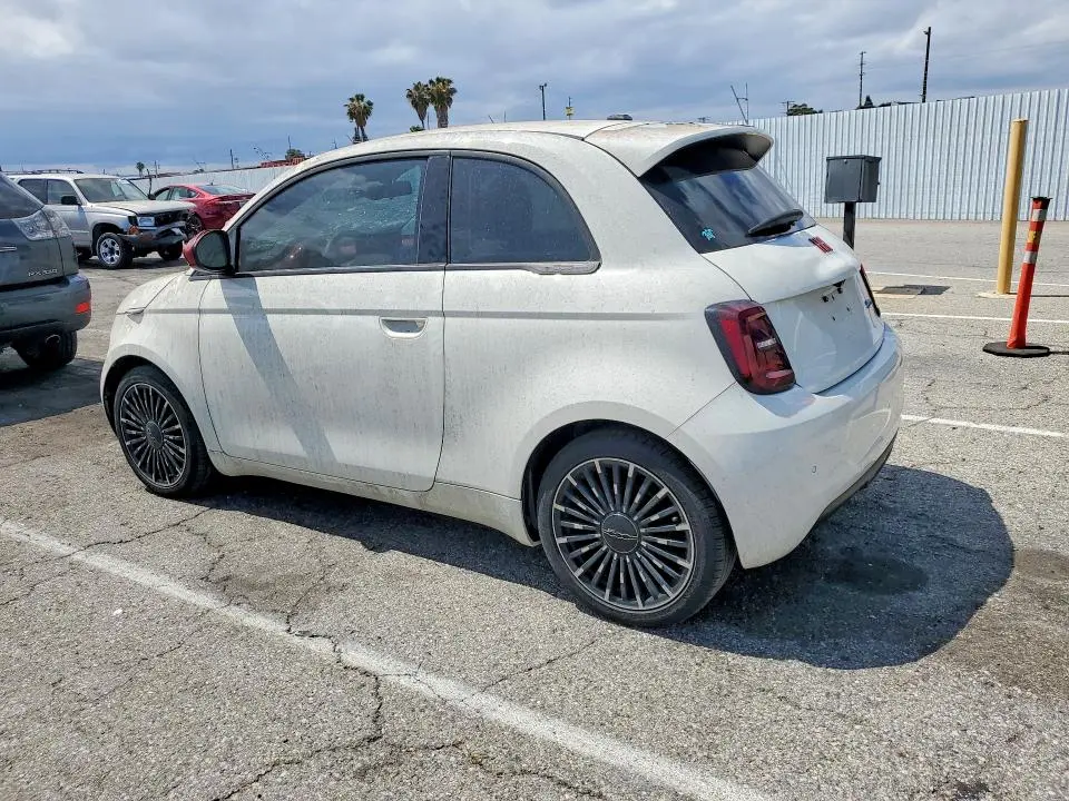 2024 FIAT 500 E RED  