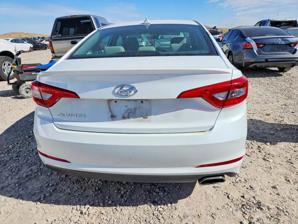 2017 HYUNDAI SONATA SE  