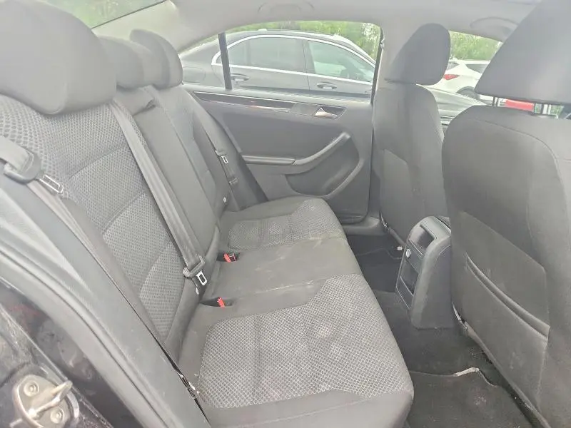 2015 VOLKSWAGEN JETTA   