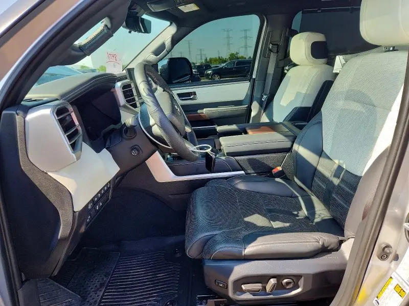 2025 TOYOTA SEQUOIA CAPSTONE  