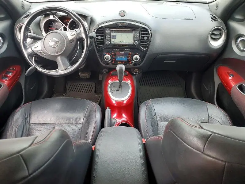 2015 NISSAN JUKE SL  