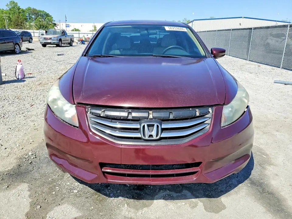 2011 HONDA ACCORD LX  