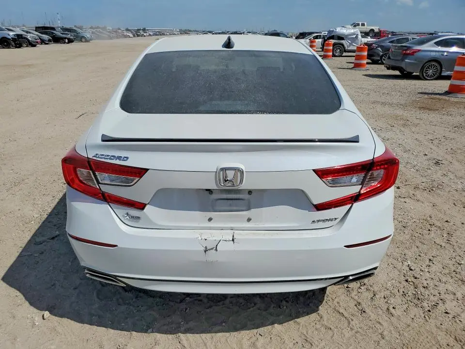 2022 HONDA ACCORD SPORT  