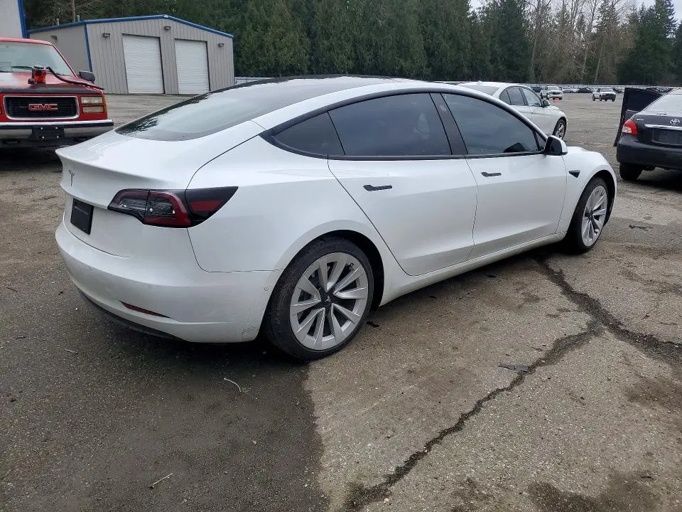 2021 TESLA MODEL 3   