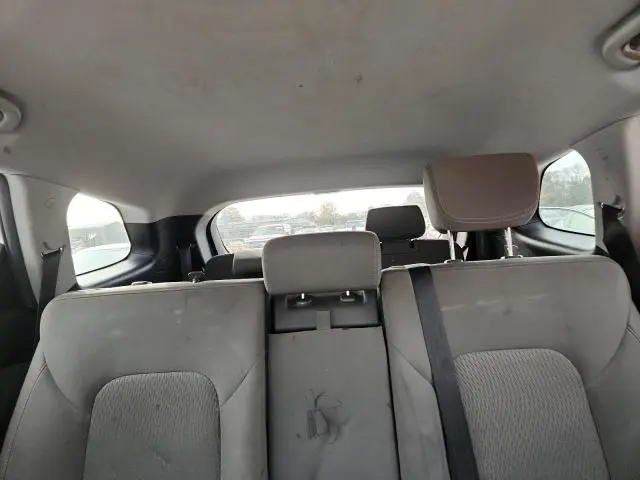 2016 HYUNDAI SANTA FE SE  