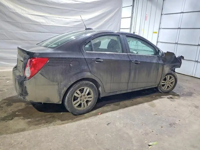 2016 CHEVROLET SONIC LT  