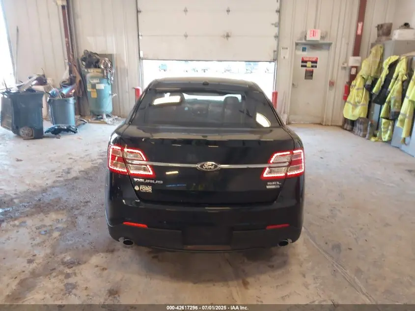 2018 FORD TAURUS SEL