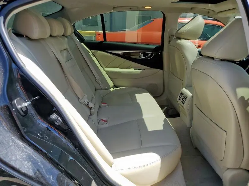2018 INFINITI Q50 LUXE