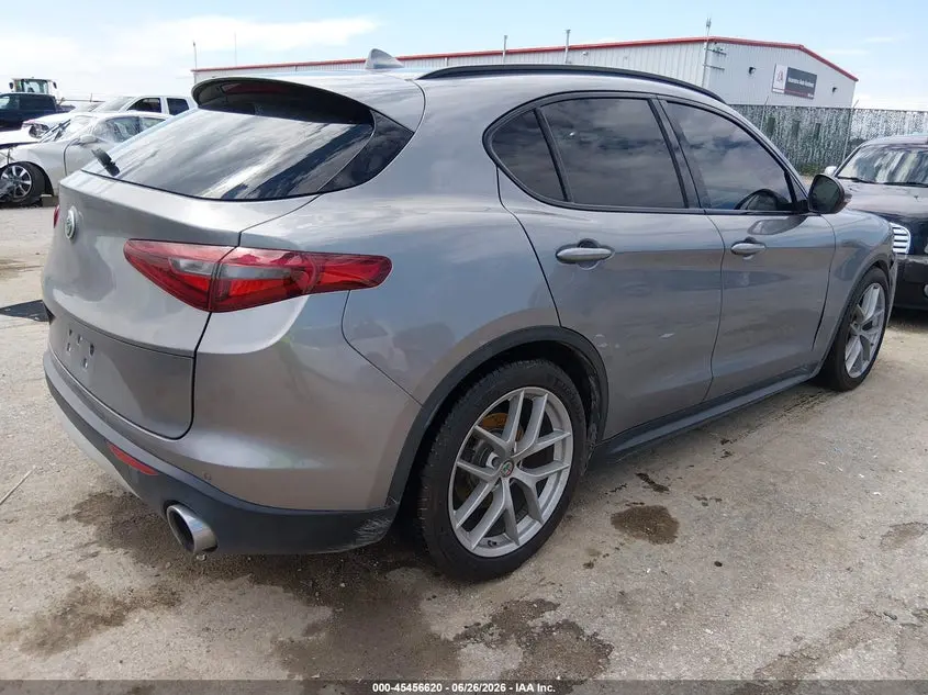 2018 ALFA ROMEO STELVIO TI SPORT AWD