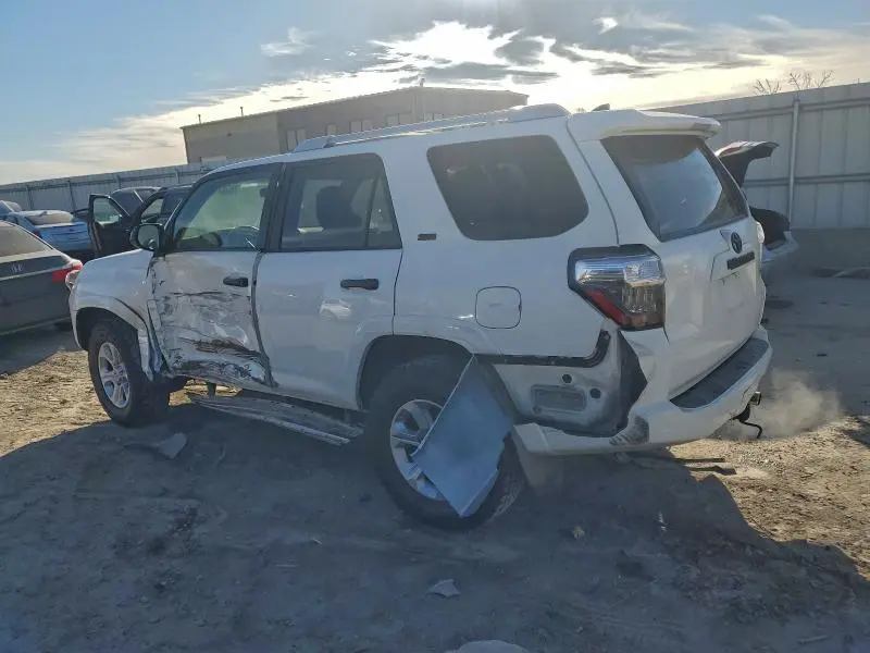 2018 TOYOTA 4RUNNER SR5  