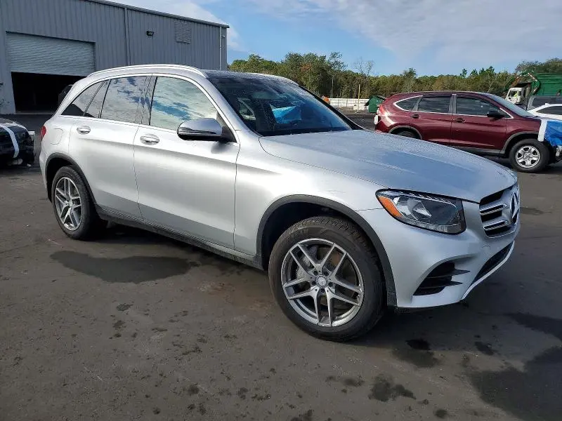 2017 MERCEDES-BENZ GLC 300  