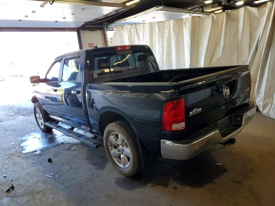 2017 RAM 1500 SLT  