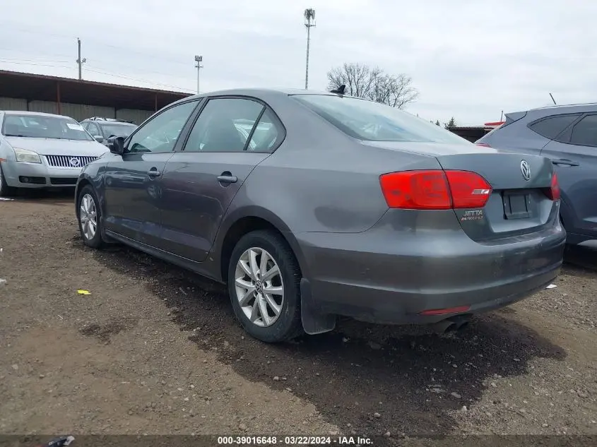 2012 VOLKSWAGEN JETTA 2.0L TDI