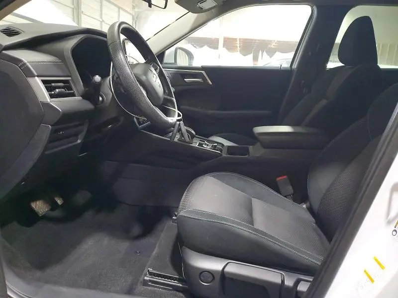 2022 MITSUBISHI OUTLANDER ES  