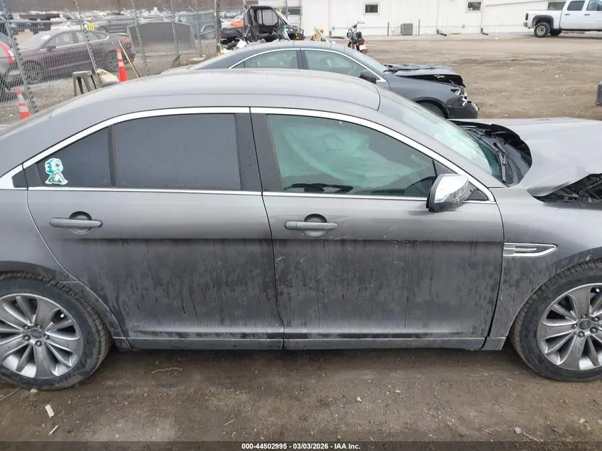2011 FORD TAURUS LIMITED
